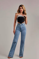 Calça Jeans Wide Leg Basic Cós Super Alto Barra Corte a Laser Clara