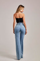 Calça Jeans Wide Leg Basic Cós Super Alto Barra Corte a Laser Clara