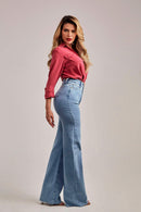 Calça Jeans Wide Leg Basic Cós Super Alto Barra Corte a Laser Clara