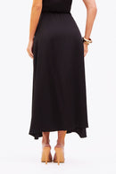 Saia Midi de Viscose Acetinada Essence Preta