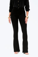 Calça Jeans Flare Modeladora Cós Médio Preto Intenso