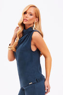 Blusa Feminina de Linho com Gola Drapeada Dunas Azul Marinho