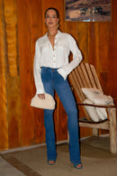Calça Jeans Boot Cut Modeladora Inesquecível Cós Médio