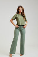 Calça Jeans Wide Leg Modeladora Cós Super Alto Barra Desfiada Verde