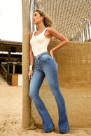 Calça Jeans Flare Modeladora Apaixonante Cós Alto