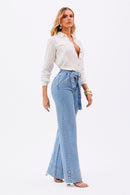 Calça Jeans Wide Leg Basic com Cinto Removível Cós Super Alto Clara