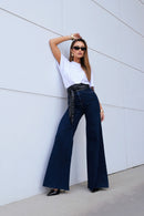 Calça Jeans Pantalona Luxury Cós Super Alto Barra Corte a Laser Escura