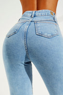 Calça Jeans Reta Basic Cós Super Alto Clara