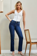 Calça Jeans Reta Modeladora Curva dos Sonhos Cós Médio Escura
