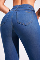 Calça Jeans Reta Modeladora Cós Médio