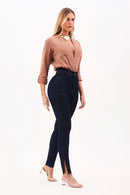 Calça Jeans Skinny Ultra Modeladora Cós Alto Barra Corte a Laser