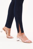 Calça Jeans Skinny Ultra Modeladora Cós Alto Barra Corte a Laser
