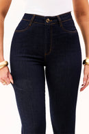 Calça Jeans Reta Ultra Modeladora Cós Alto Barra Tradicional