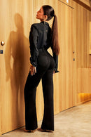 Calça Jeans Wide Leg Modeladora Cós Super Alto Barra Corte a Laser Preto Intenso