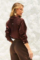 Camisa Feminina de Viscose Acetinada Essence Marrom